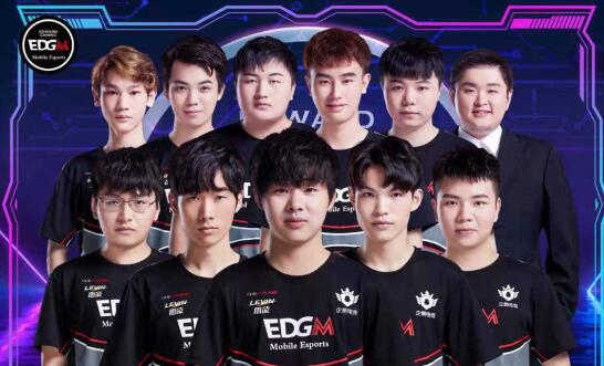 德媒KSTA爆料：滕哈格多次违背协议试图干涉球队规划，并不断推荐他所在经纪公司SEG的球员